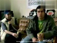 偷看野外洗澡在线视频,偷看在线视频引发的隐私争议